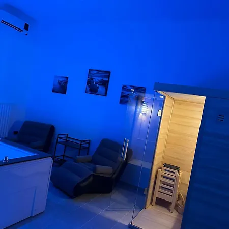 Kosmosuite * Brindisi